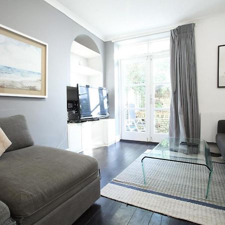 Apartmán Walk To Notting Hill /Paddington 1 B/R With Patio Londýn Exteriér fotografie